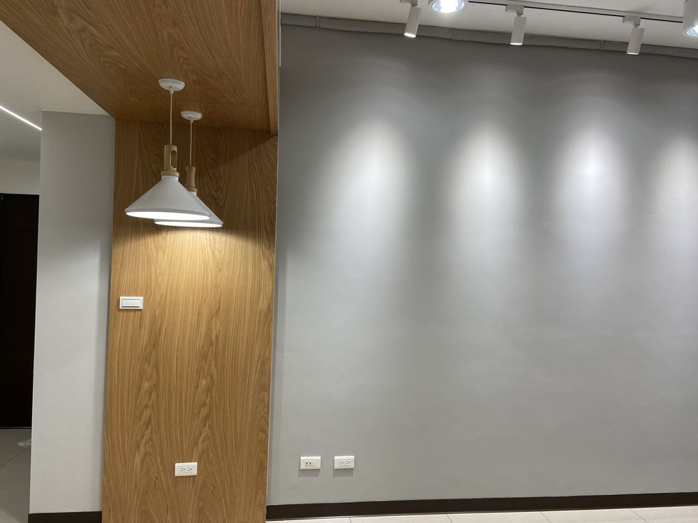 林口案場木皮透明漆施工、牆面跳色施工